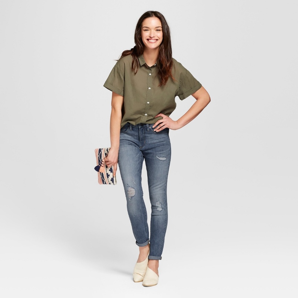 High-Rise Destructed Skinny Jeans - Medium Wash